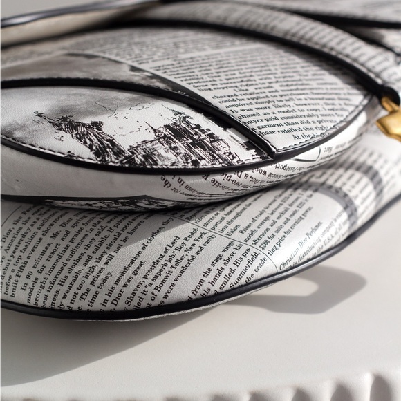 Rare Christian Dior 2024 Newspaper Print White Black Calfskin Saddle Bag - Picture 7 of 16